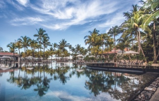 Mauricia Beachcomber Resort & Spa