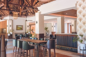 Paradis Beachcomber Golf Resort & Spa