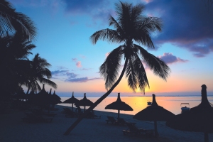 Paradis Beachcomber Golf Resort & Spa