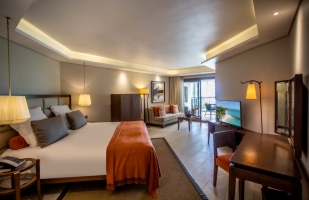 Royal Palm Beachcomber Luxury
