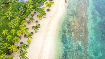 Victoria Beachcomber Resort & Spa