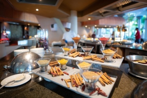 Victoria Beachcomber Resort & Spa
