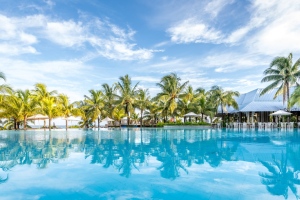 Victoria Beachcomber Resort & Spa