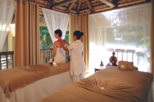 Victoria Beachcomber Resort & Spa
