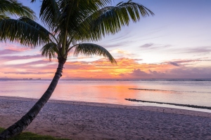Victoria Beachcomber Resort & Spa